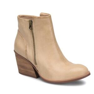 Korks Hattie Wedge Booties